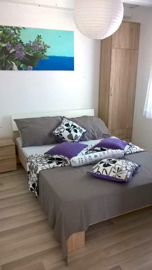 Apartment Kamelia Vir Exterior foto